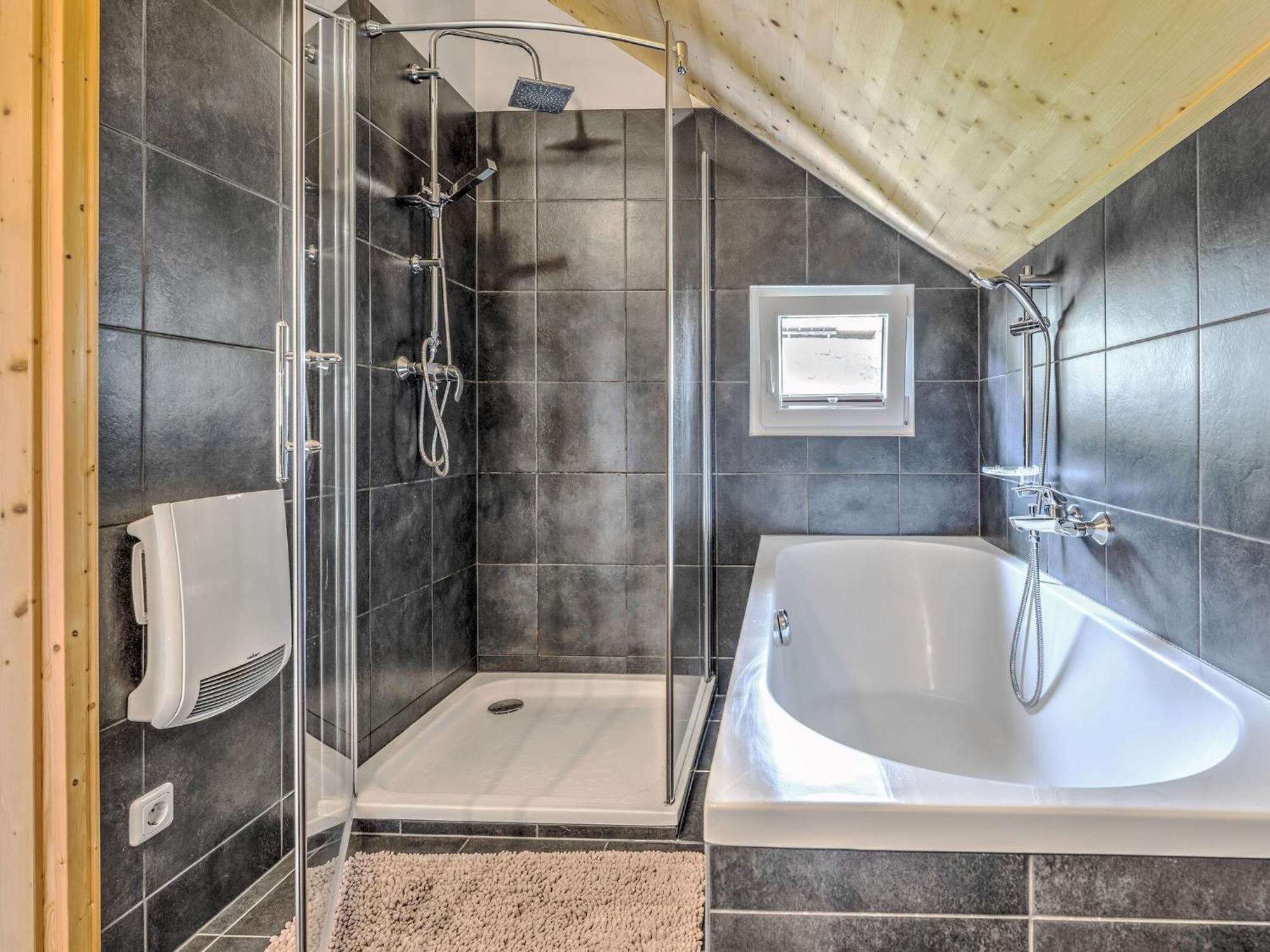 Detached Chalet In Hohentauern With Sauna Esterno foto